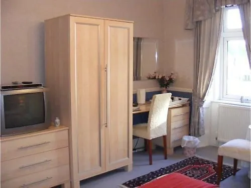 ***  Ashley House Bed & Breakfast Dundee United Kingdom